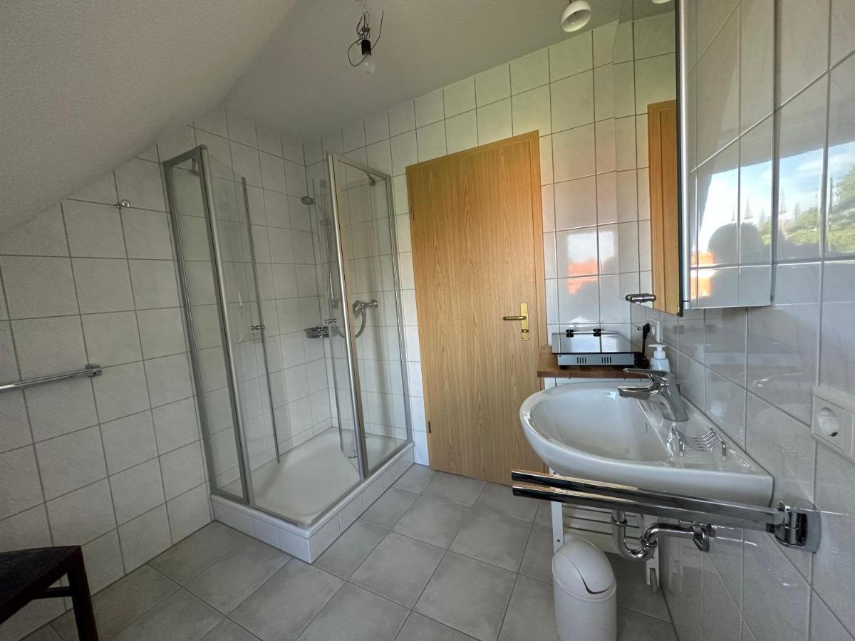 Mitten In Detmold Mit Schoenem Ausblick Exterior foto